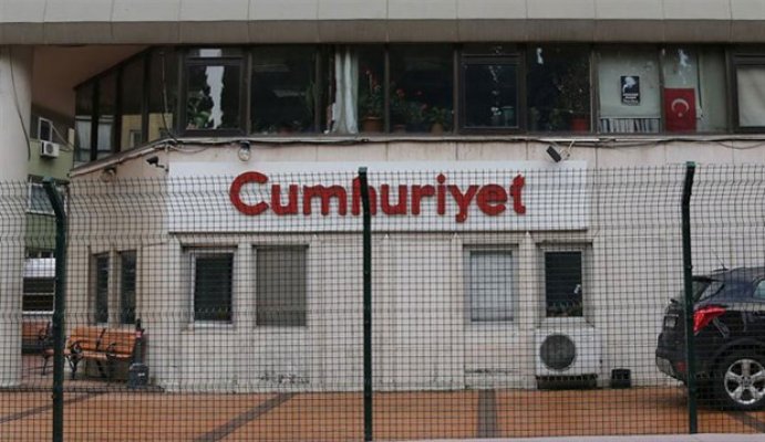 Cumhuriyet Gazetesi'ne operasyon!