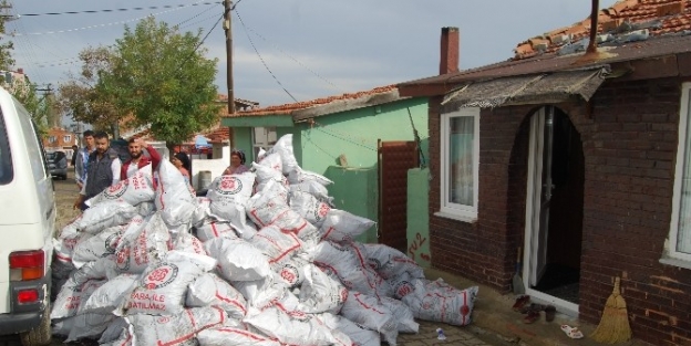 Malkara Kaymakamlığı Kömür Yardımlarını Ulaştırmaya Devam Ediyor