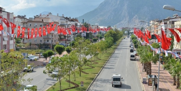 Konyaaltı’nda 29 Ekim Hazırlıkları Tamamlandı