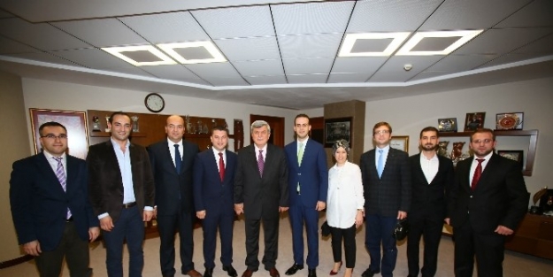 Başkan Karaosmanoğlu Başsiad Yönetimini Ağırladı