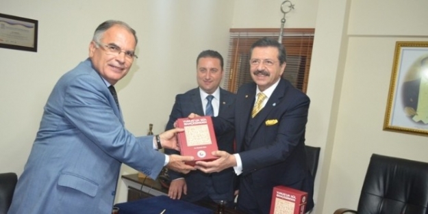 Başkan Hisarcıklıoğlu’ndan Selçuk’ta Gece Mesaisi