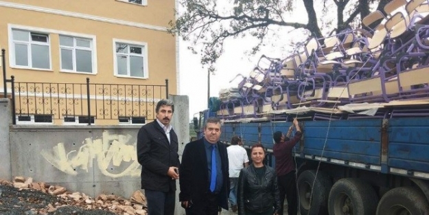 Kdz. Ereğli’de Köy Okullarının Donatı Malzemeleri Dağıtıldı