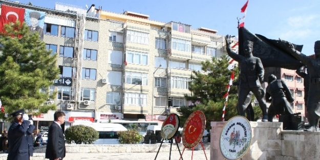 Burdur’da Cumhuriyetin Kuruluşunun 91’inci Yıldönümü Kutlamaları