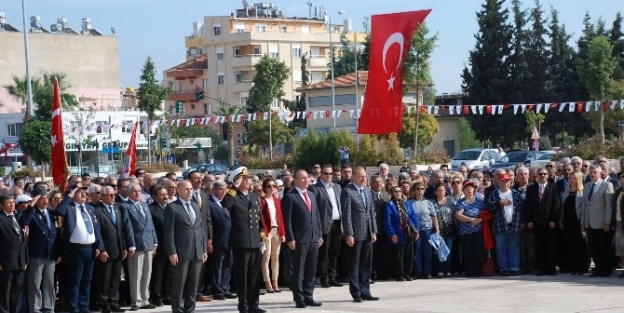 Didim’de 29 Ekim Kutlamaları Çelenk Koyma Töreniyle Başladı