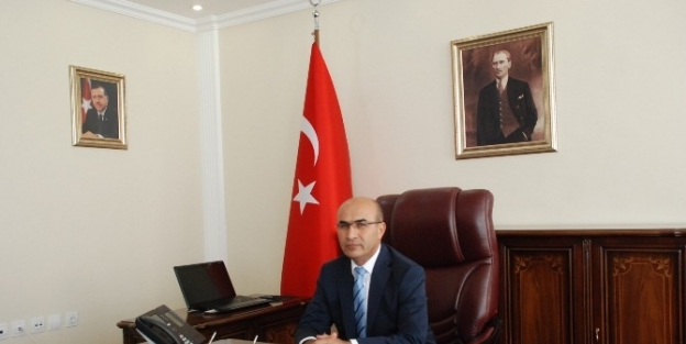 Adıyaman’da Cumhuriyet Bayramı Mesajları