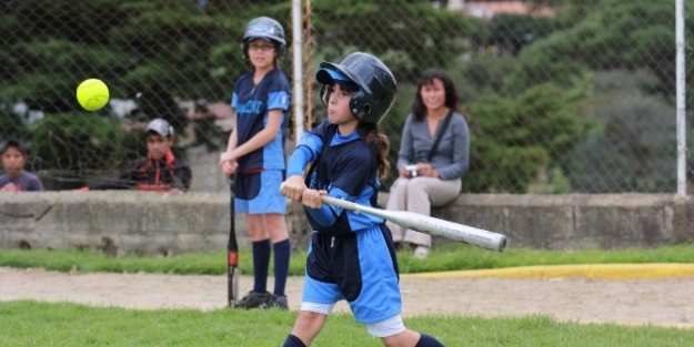 Bostanlıspor Softbol’de De İddiali