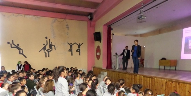 Uşak’ta Geri Dönüşüm Projesi Devam Ediyor