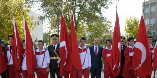 Uşak’ta 29 Ekim Cumhuriyet Bayramı Kutlamaları