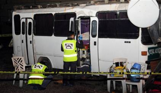 Emekli öğretmen ölü bulundu