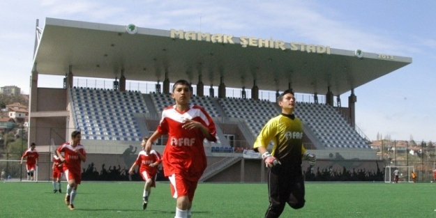 Mamaklı Amatörlere Profesyonel İmkanlar