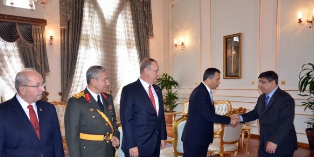 Tekirdağ Valisi Yerlikaya Tebrikleri Kabul Etti