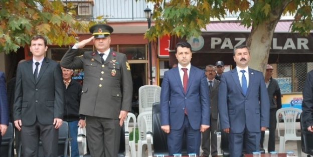 Cumhuriyet’in 91. Yıl Dönümü Pazarlar’da Coşkuyla Kutlandı