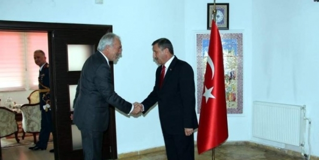 Vali Şerif Yılmaz, Cumhuriyet Bayramı Tebriklerini Kabul Etti