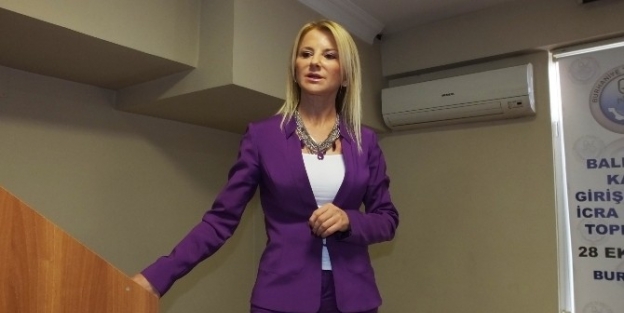 Balıkesirli Kadın Girişimciler Burhaniye’de Buluştu