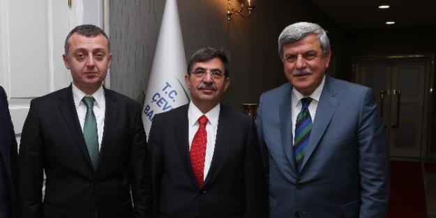 Başkan Karaosmanoğlu, Bakan Güllüce İle Görüştü