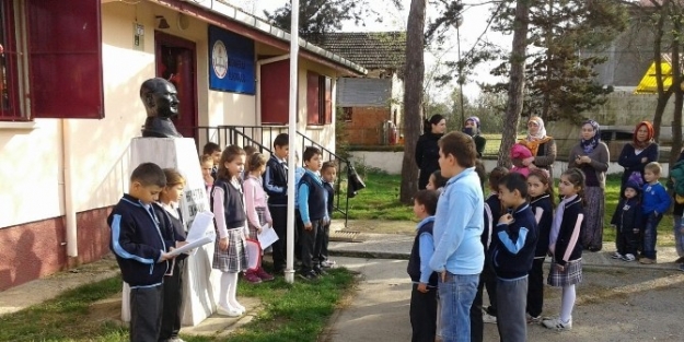 Çocuklar Kutladı, Anneler Çekti