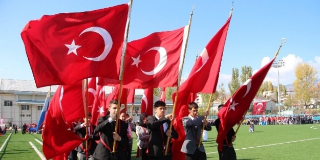 Oltu’da Cumhuriyet Coşkusu