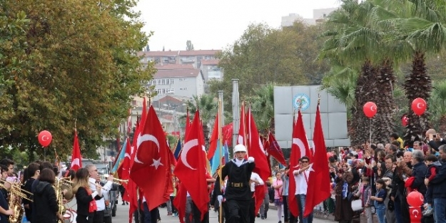 Kdz. Ereğli’de Cumhuriyet Bayramı Kutlandı