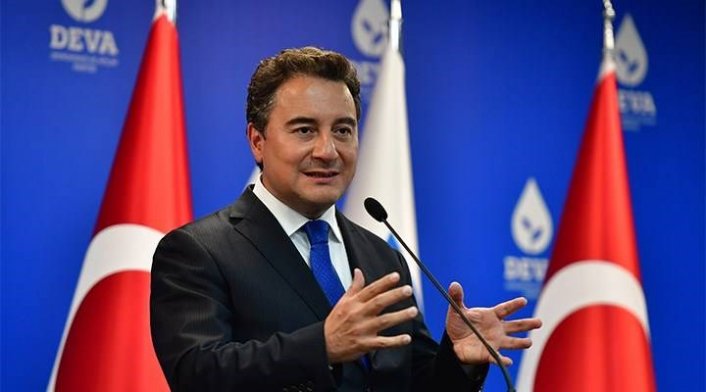 Babacan: Türkiye, kadınların hayatı kolaylaştığı zaman zengin, mutlu ve adil bir toplum olacak