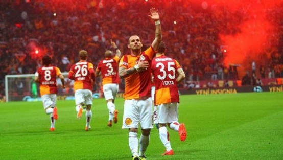 Galatasaray oyunculardan fedakarlık bekliyor