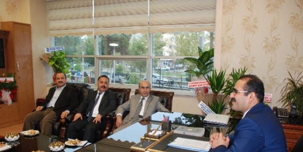 Vali Demirtaş’tan Baro’ya Ziyaret