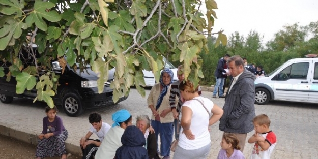 Pazarcılık Yapan Yaşlı Kadının Evi Yandı