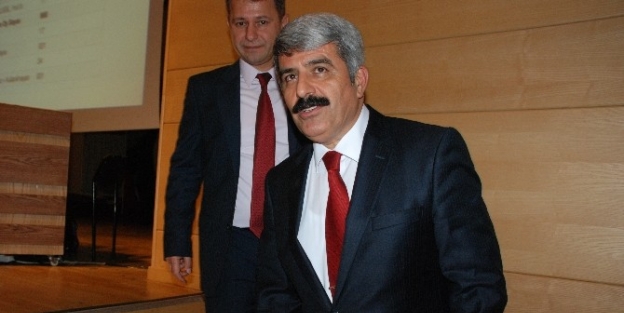 Kocaeli Üniversitesi’nde Rektörlük Yarışı Başladı