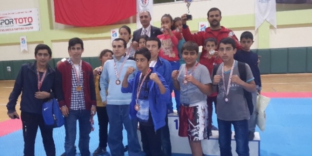 Dilovasıspor 21’de 21 Yaptı