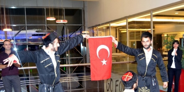 Yeşilyurt Avm’de Cumhuriyet Coşkusu