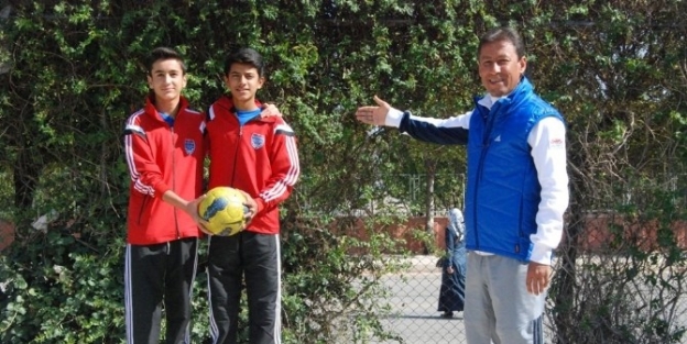 Büyükşehir Belediyespor’da “u Milli Takımlar” Sevinci