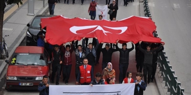 Tokat’ta Kızılay Yürüyüşü