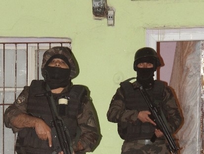 Şafak Baskınında 125 Kilo Esrar Ele Geçirildi