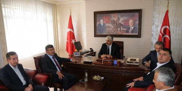 Belediye Başkanı Faruk Akdoğan Siyasi Partileri Ziyaret Etti