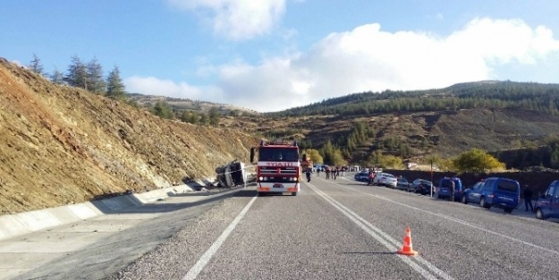 Isparta’da İşçileri Taşıyan Minibüs Devrildi: 15 Ölü