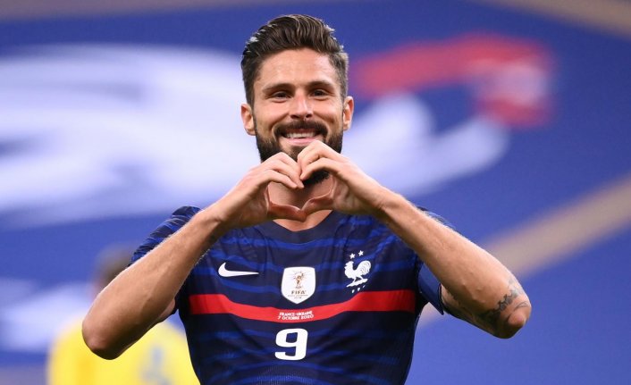 Olivier Giroud başarıya ortak oldu