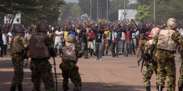 Ordu hükümeti feshetti!