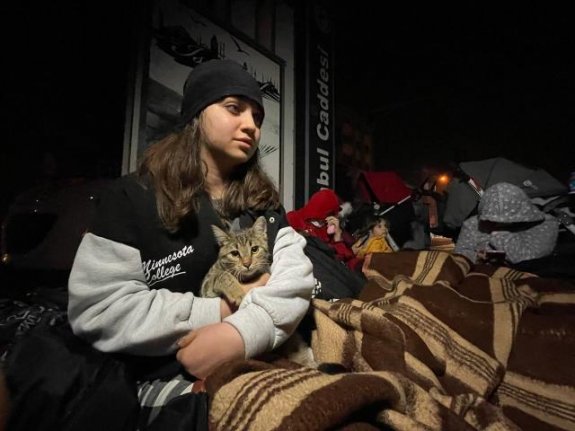 Düzce beşik gibi sallandı! 5,9'luk depremden sonra 70'den fazla artçı sarsıntı meydana geldi