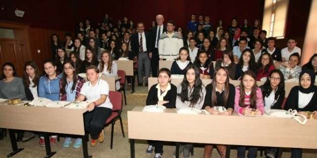 Başkan Kurt Atatürk Lisesi’nde