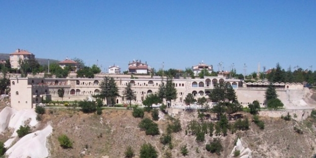 Uçhisar Kaya Otel İhalesi Yapıldı