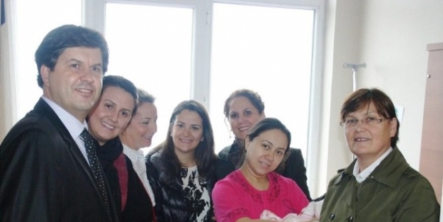 Türk Kızılayı Tekişrdağ Şubesi’nden Annelere ’sevgi Bohçası’