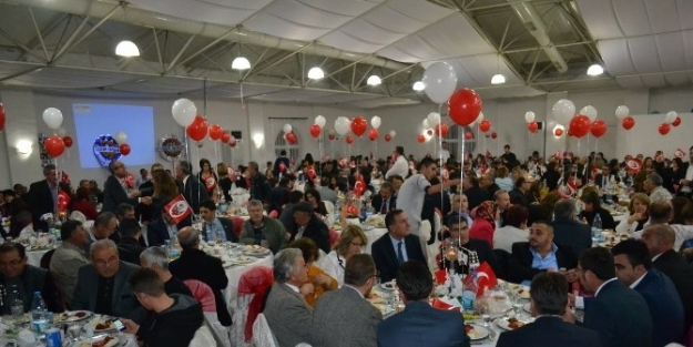 Uşak Add Cumhuriyet Balosu Düzenledi