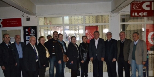 Chp’nin Milletvekili Aday Adayı Saka, Kula’da Partililerle Buluştu