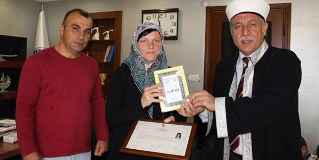 Türk gencine aşık oldu Müslüman oldu