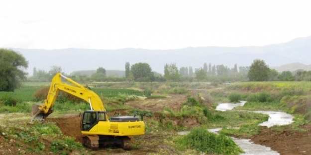 Küçük Menderes Nehir Yatağı Düzenlemesinde Son 4 Ay