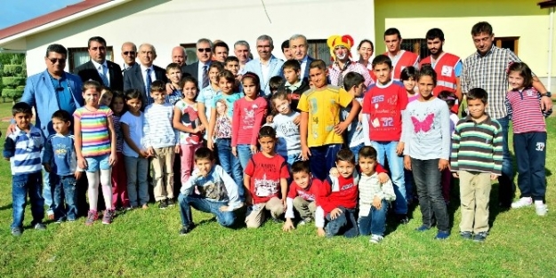 Kızılay Şefkati, Sevgi Evleri’nde