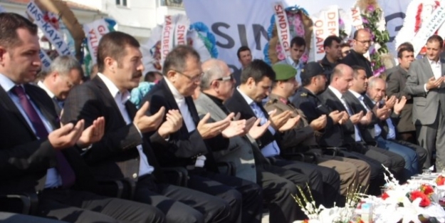 Sındırgı’da Sıcak Su Sevinci Yaşandı