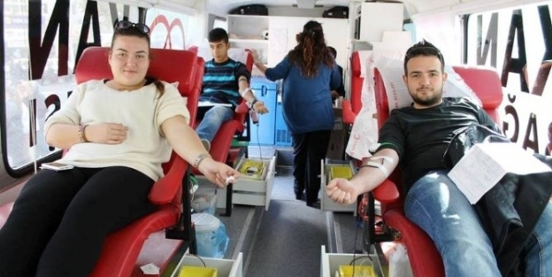 Kızılay Edremit’te 50 Ünite Kan Aldı