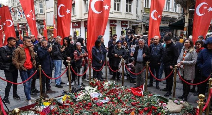 Taksim saldırısında ölen öğretmen ve öğrencilerin isimleri okullarda yaşayacak...