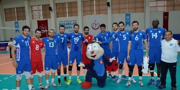 Filenin Kartalları Gümüş Buldu