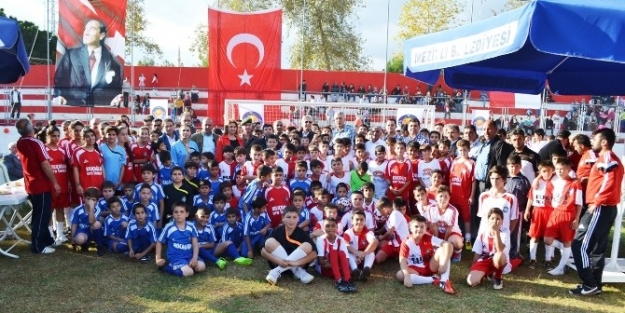 Başkan Tarhan’dan Spora Destek